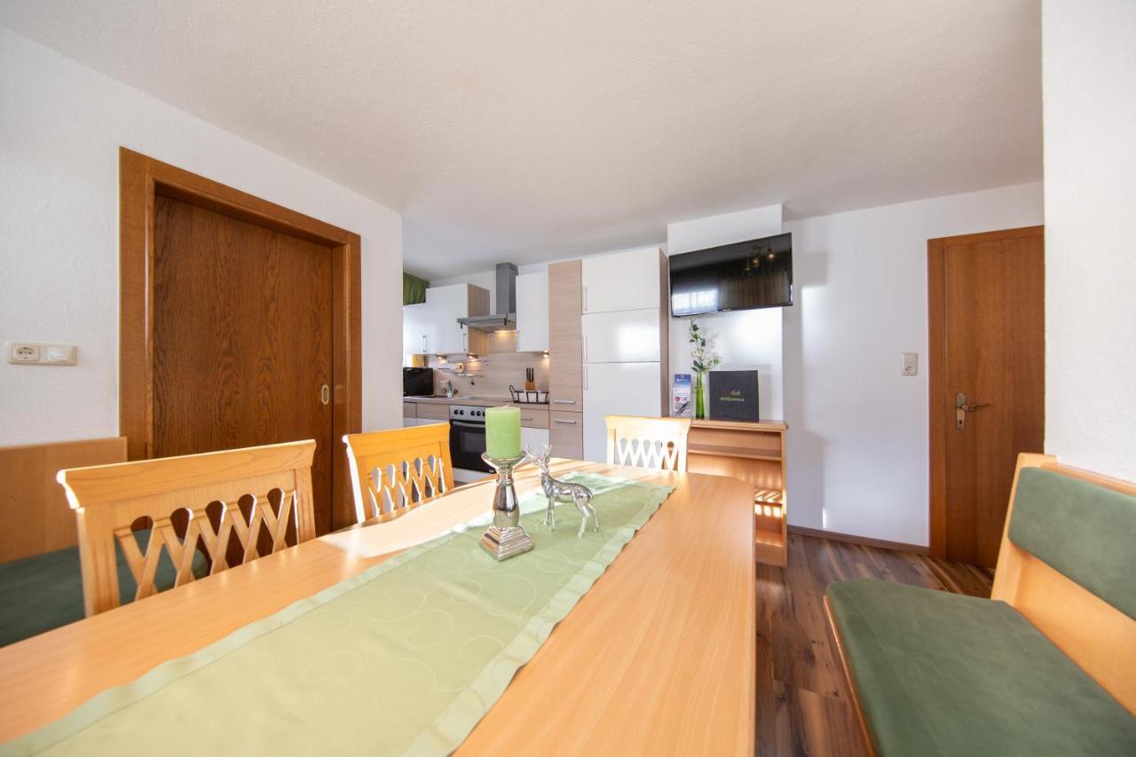 Haus Benjamin Apartment Solden Bagian luar foto